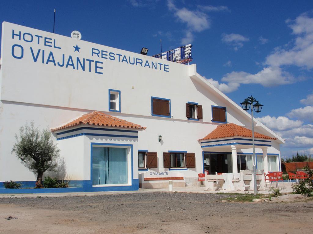 "O Viajante" Low Cost Hotel Естремос Екстериор снимка