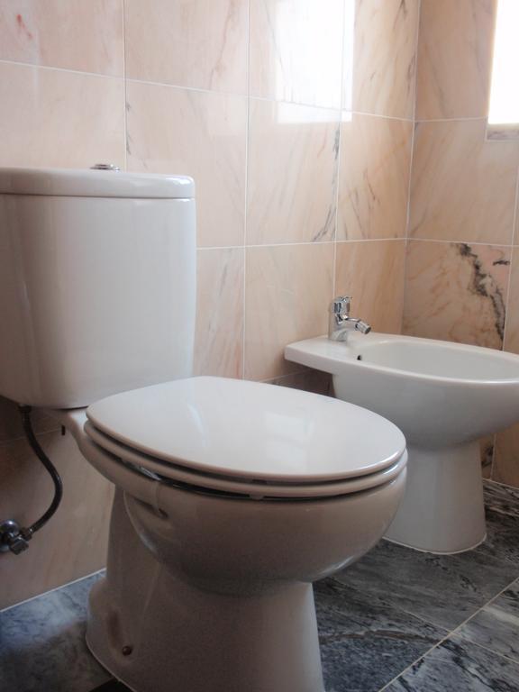 "O Viajante" Low Cost Hotel Естремос Стая снимка