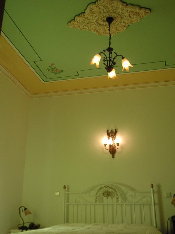 "O Viajante" Low Cost Hotel Естремос Стая снимка